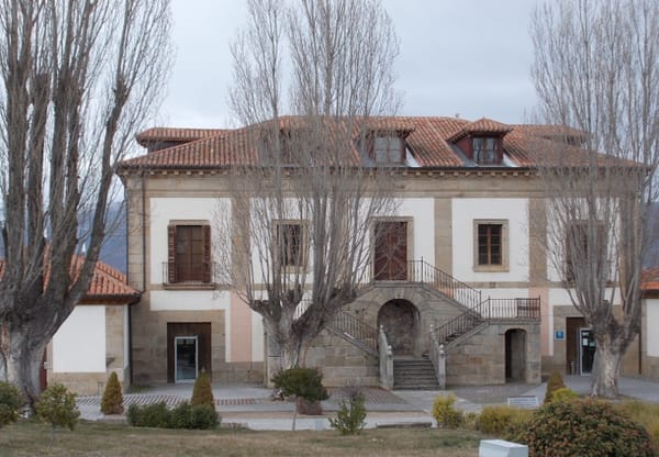 Puerta de Gredos Hotel Feature