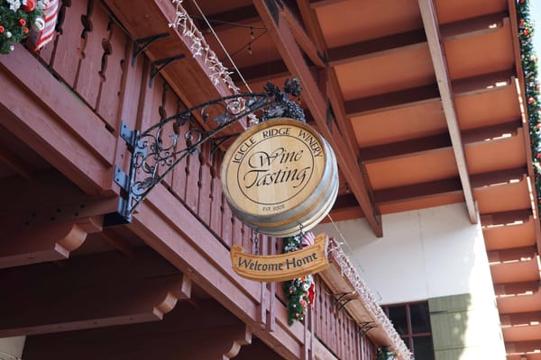 Icicle Ridge Winery Uptown tasting room sign