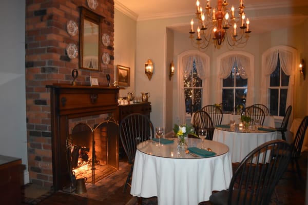 Romantic Dinging Room at Magnolia Inn in Hot Springs