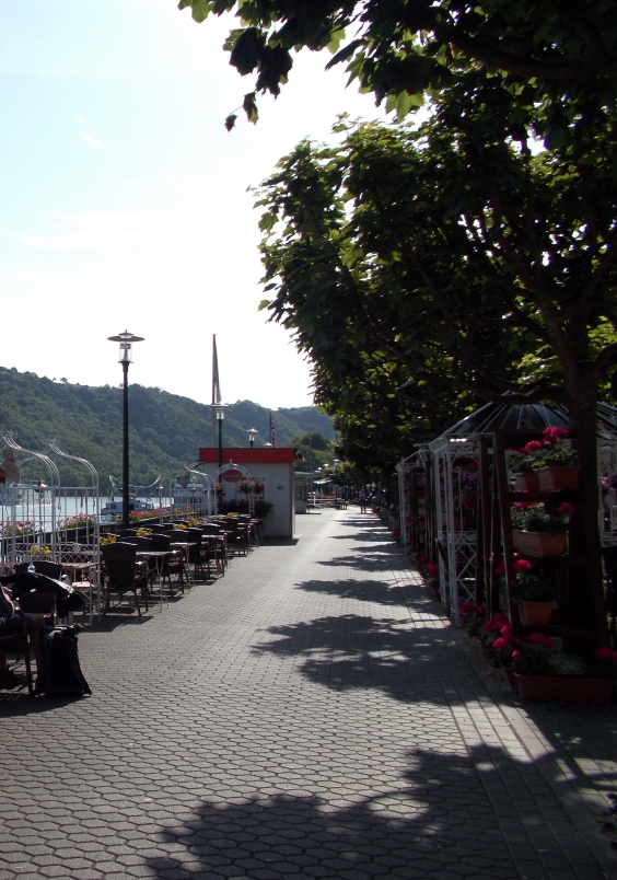 Cafes in Front of Hotels