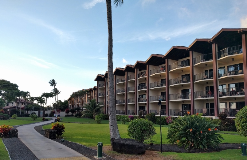 Alii Building Lawai Beach Resort