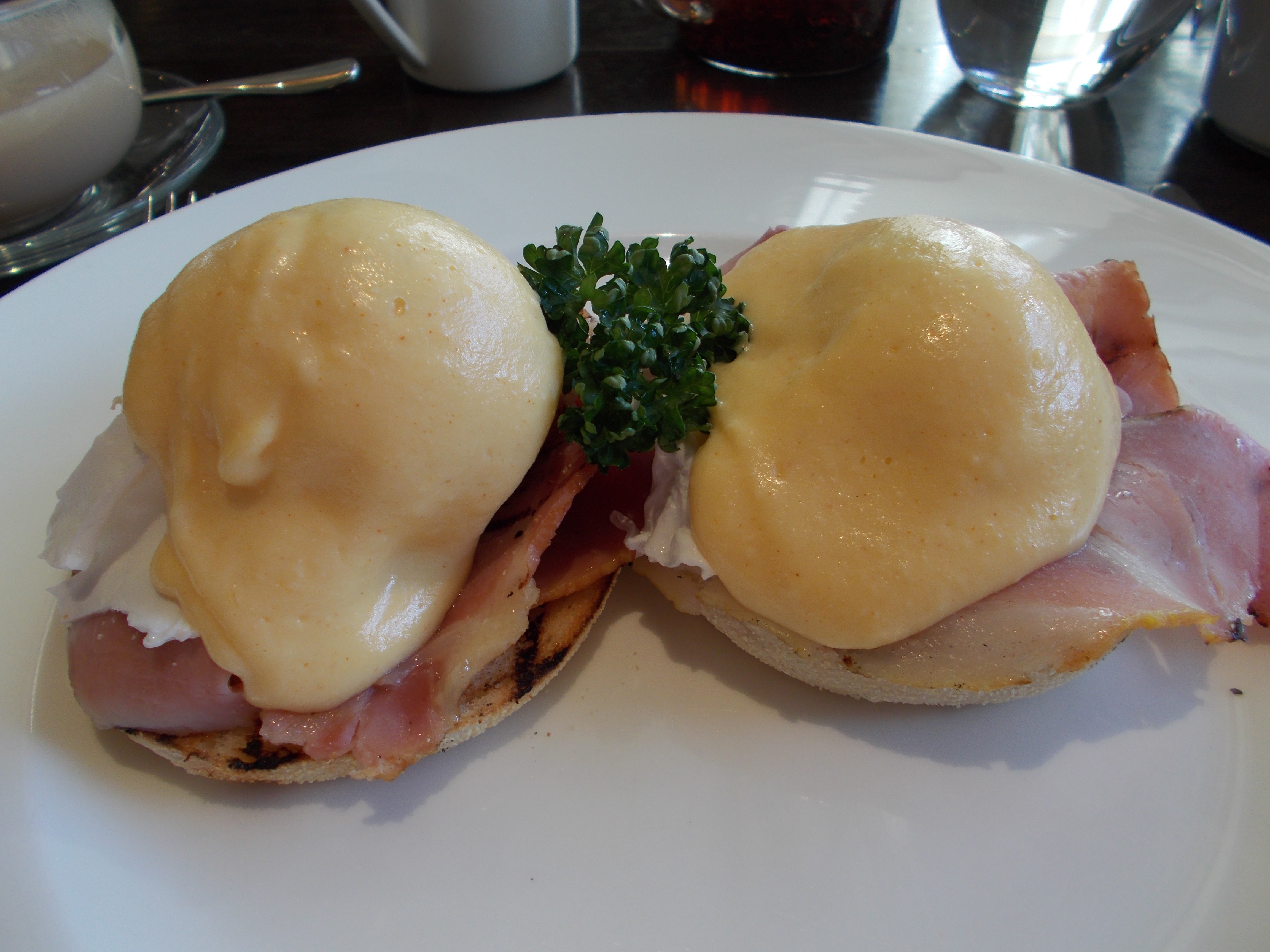 ggs Benedict Breakfast The Arch London