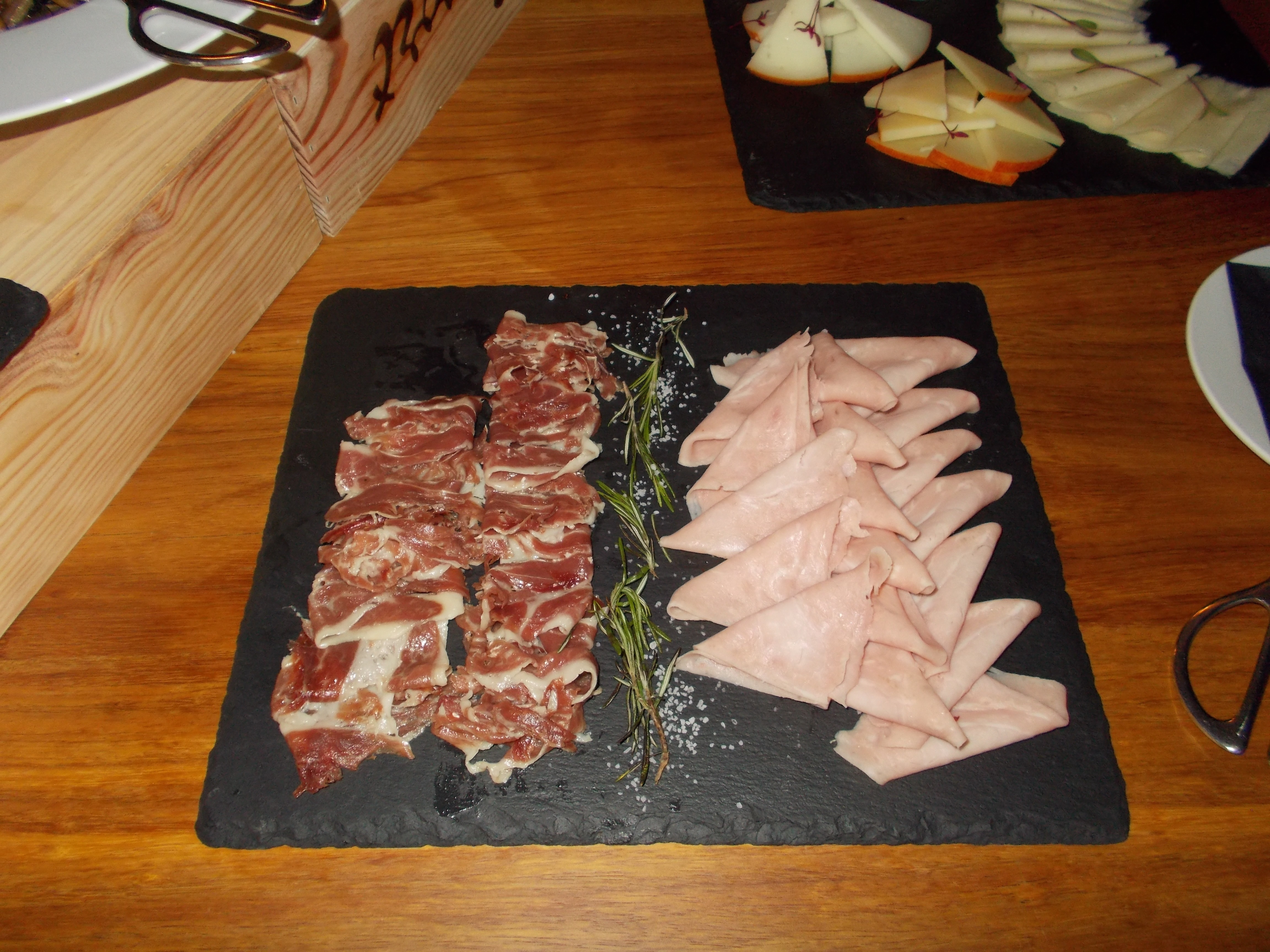 Meats Breakfast Buffet Villa Cascais Guesthouse